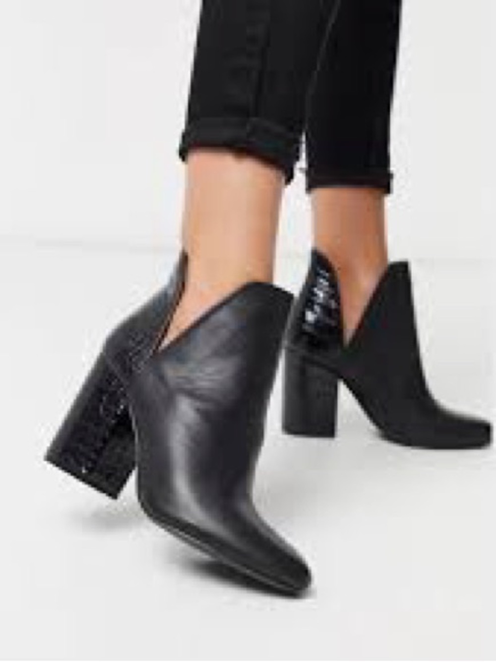 Steve Madden Rookie Ankle Bootie, 8M